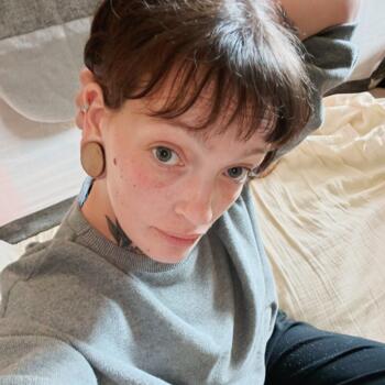 Babysitting job in Vourles: babysitting job Lucille