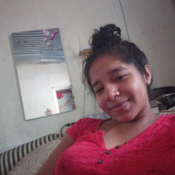 Niñera Barcelona: Liriannys