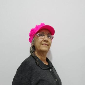 Babysitter in Pereira: Carmen Isaura