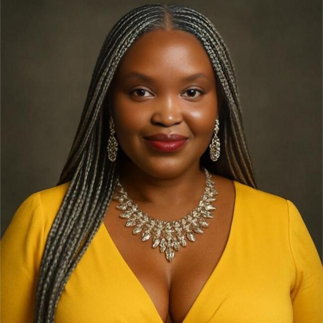 مربية أطفال في دبي: Gathoni