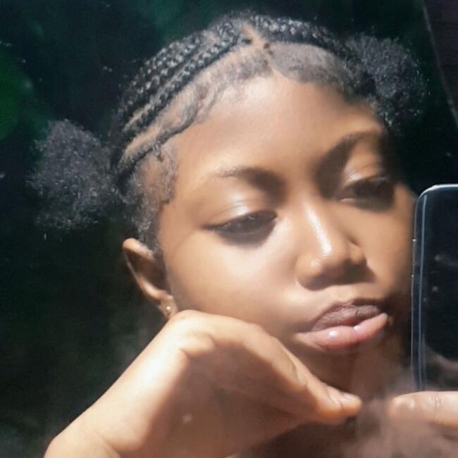 Babysitter in Spanish Town: Jessica