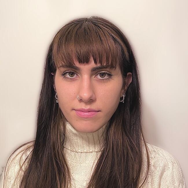 Babysitter στην περιοχή Αθήνα: ΘΕΟΔΩΡΑ