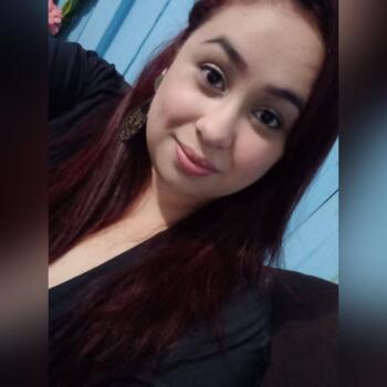 Babá em Pinhais: Letícia