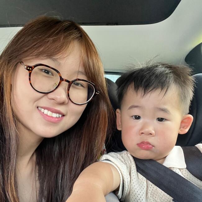 Babysitter in Auckland: Dina