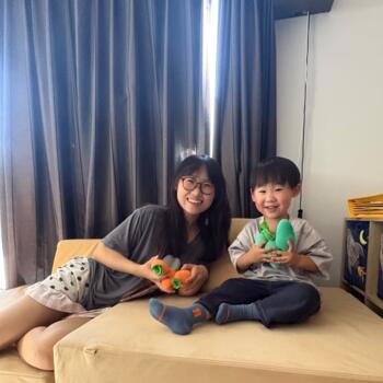 Babysitter Auckland: Dina