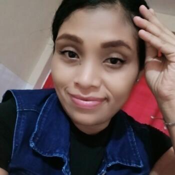 Babysitter in Changuinola: Cristel