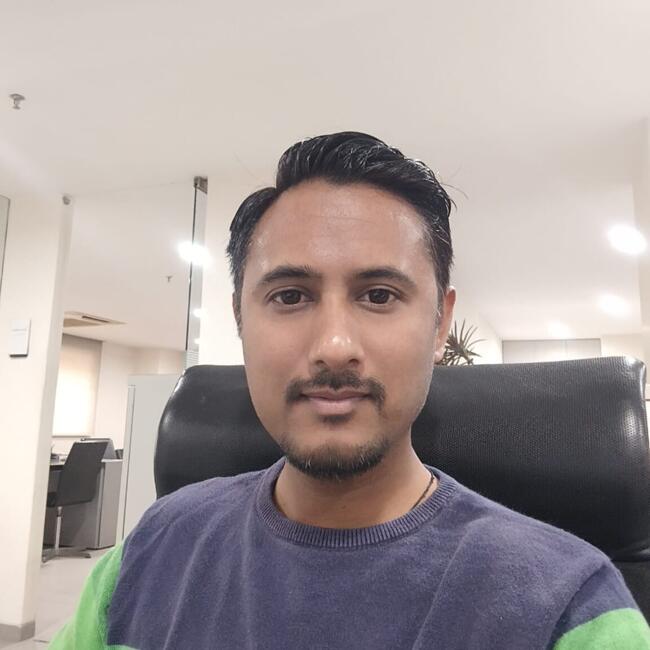 Sarkhej में बेबीसिटिंग की नौकरी: Bhavesh