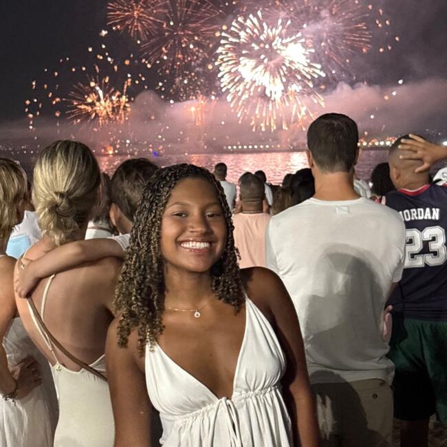 Babysitter in Rio de Janeiro: Any Gabrielly