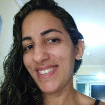 Babá em Recife: Juliana