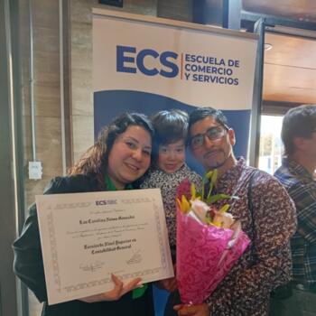 Babysitting job in Peñaflor: babysitting job Luz Carolina