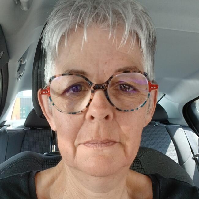 Babysitter in Saint-Aubin-des-Châteaux: Maryline