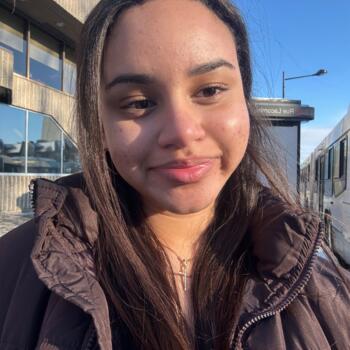 Baby-sitter in Montréal: Camille