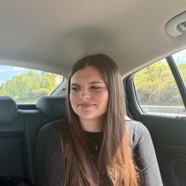 Babysitter in Prague: Emma