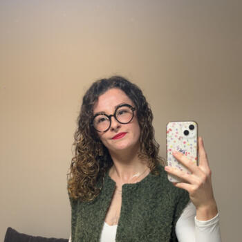 Babysitter in Cossé-le-Vivien: Agathe