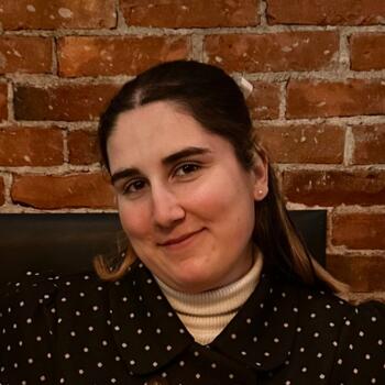 Babysitter in New York: Elayna