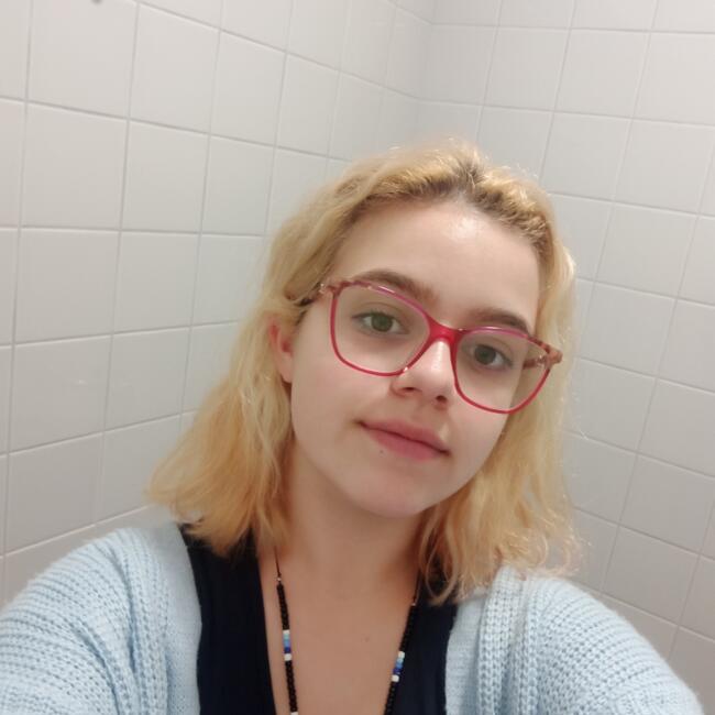Babysitter in Porto: Inês