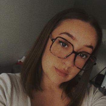 Babysitter in Challans: Emma