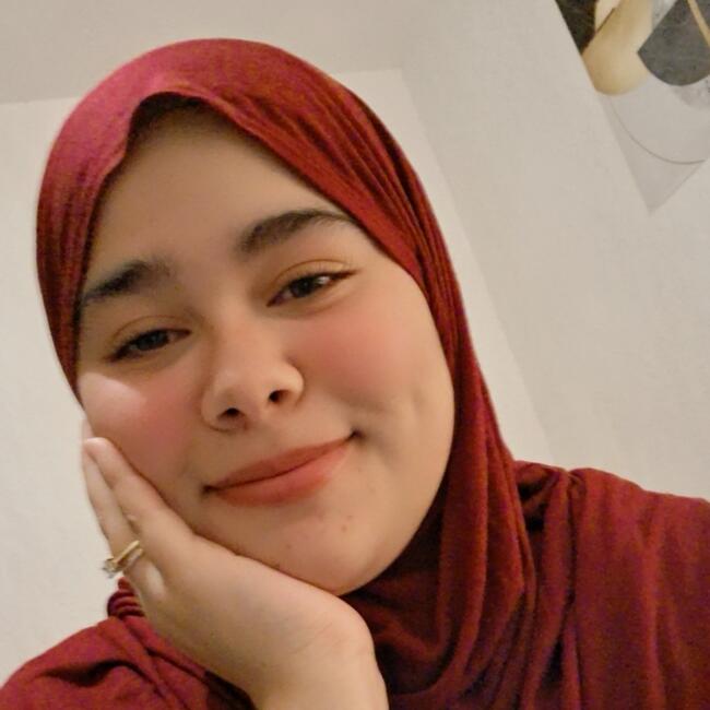 Babysitter in Longeville-lès-Metz: Hadjer