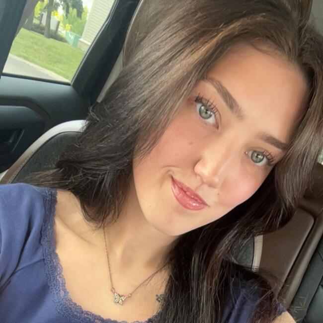 Babysitter in Edmonton: Bekka