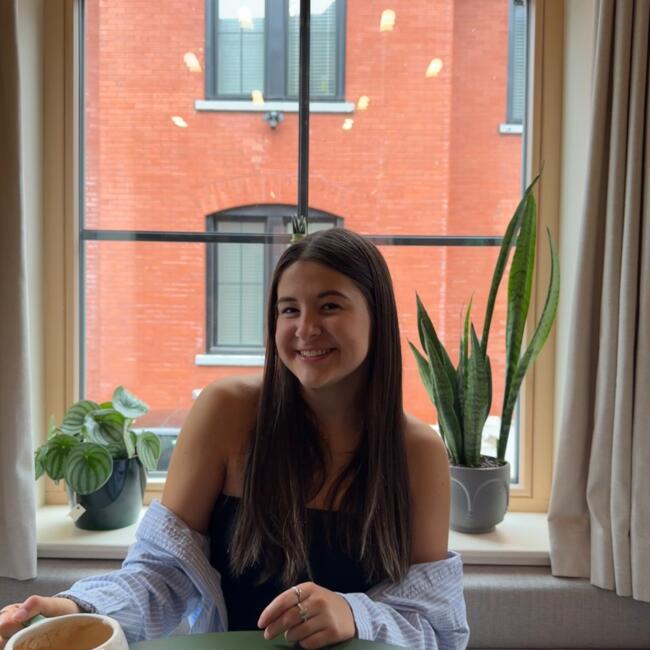 Baby-sitter in Waterloo: Hannah