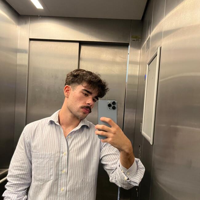 Babysitter em Vila Nova de Famalicão: Cristiano