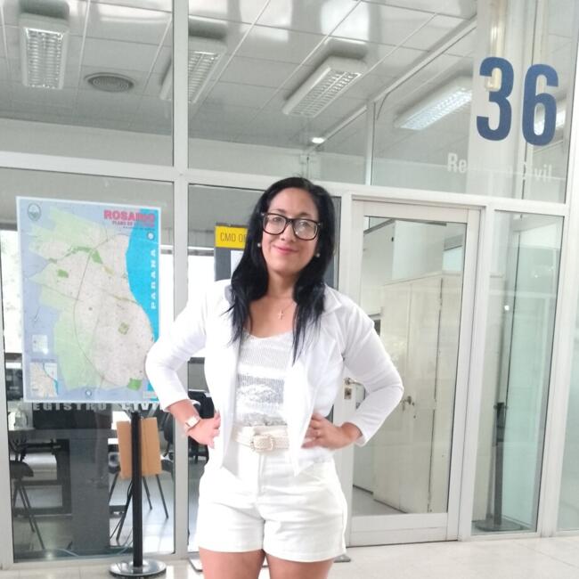 Babysitter in Rosario: Estefania