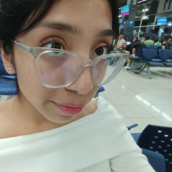 Babysitter in Puente Piedra (Departamento de Lima): Romina Francesa