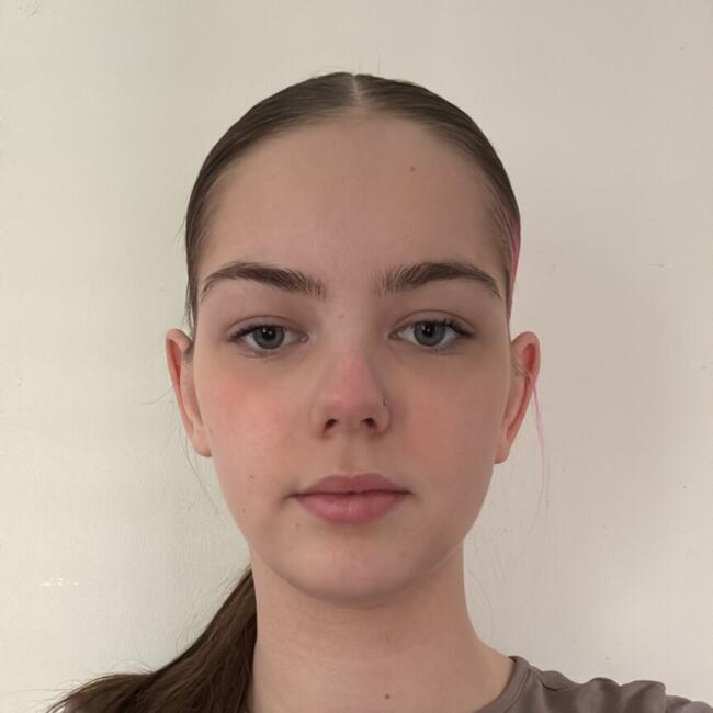Babysitter in Wolverhampton: Courtney