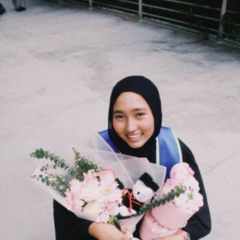 Pengasuh di Singapore Island: Amina Nadya