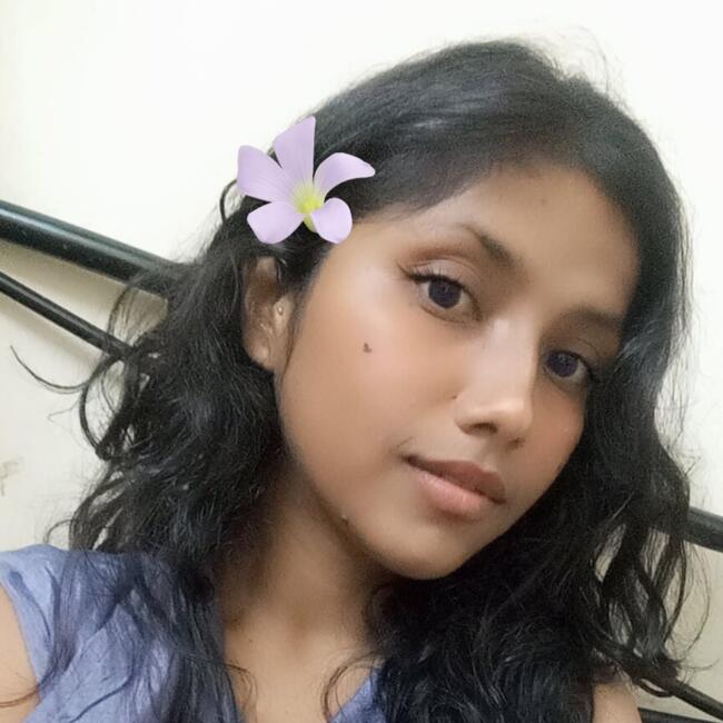 Babysitter in Pune: Pooja