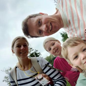 Babysitting job in Dún Laoghaire: babysitting job Yulia
