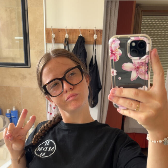 Babysitter in Tours: Emilie