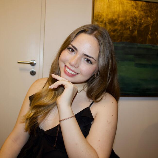 Babysitter in Viseu: Eliana