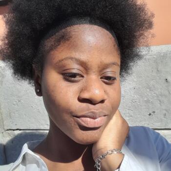 Nanny Cape Town: Leonora