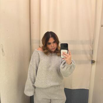 Babysitter in Toronto: Katie