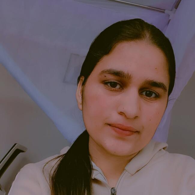 Babysitter in Perth: Aishveen