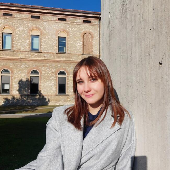 Babysitter in Lugano: Anaïs