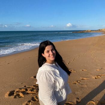 Babysitter em Lamaçães: Marta