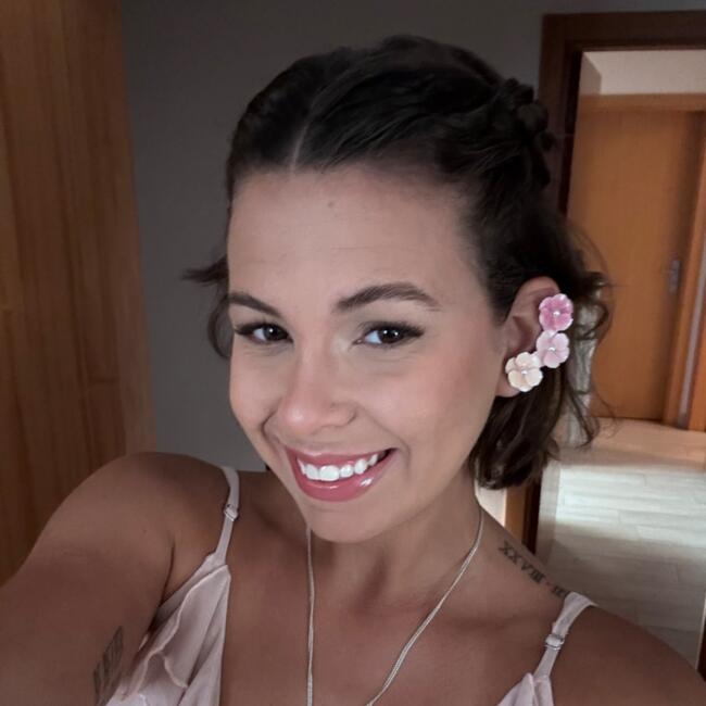 Babysitter em Lagos: Irys