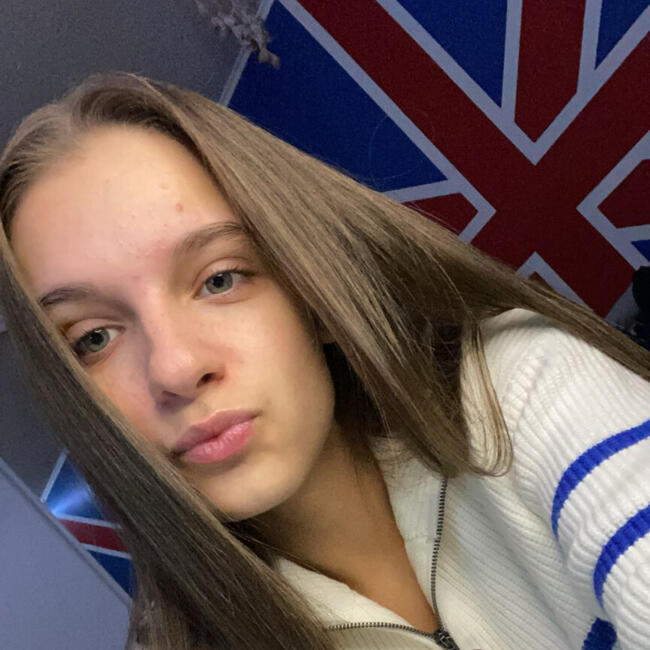 Babysitter in Offranville: Camille