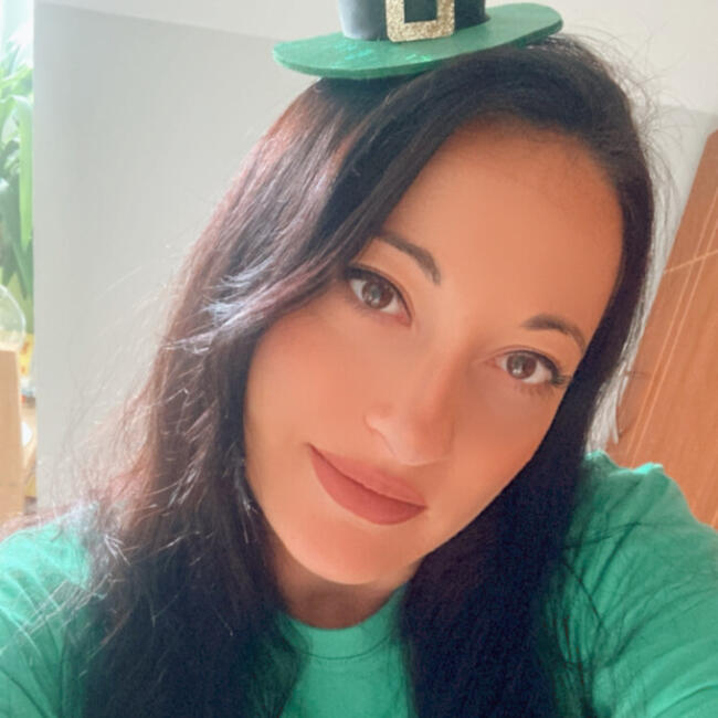 Babysitter in Galway: Angelika