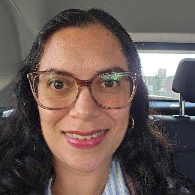 Babysitting job in Bayamón: Pari