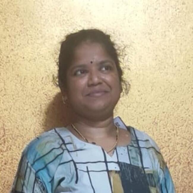 Babysitter in Thāne: Komal