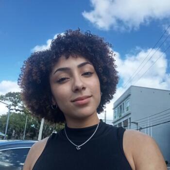 Babysitter Rio de Janeiro: Leandra Monteiro