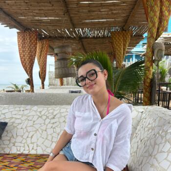 Babysitter in Tours: Melissa