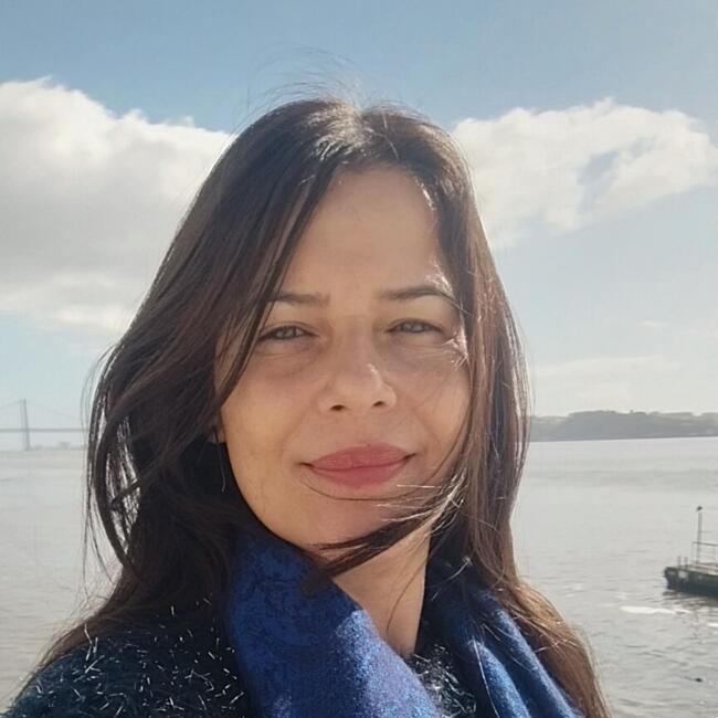 Babysitter in Lisbon: Priscila