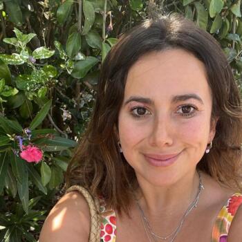 Babysitter em Cascais: Emanuelle