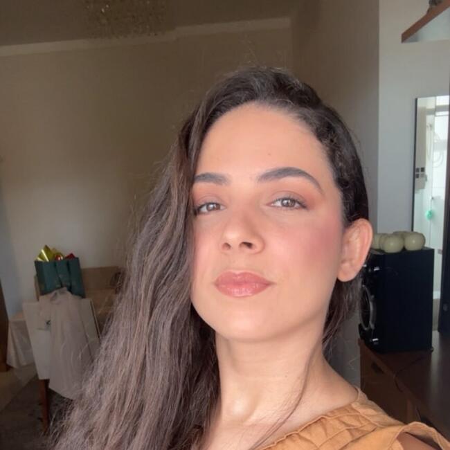 Babysitter in Ribeirão Preto: Ellen