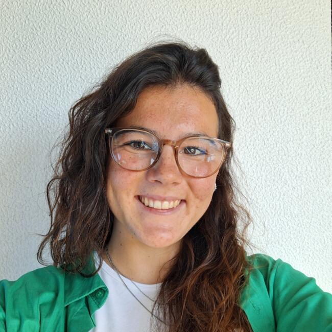 Babysitter em Setúbal: Iolanda