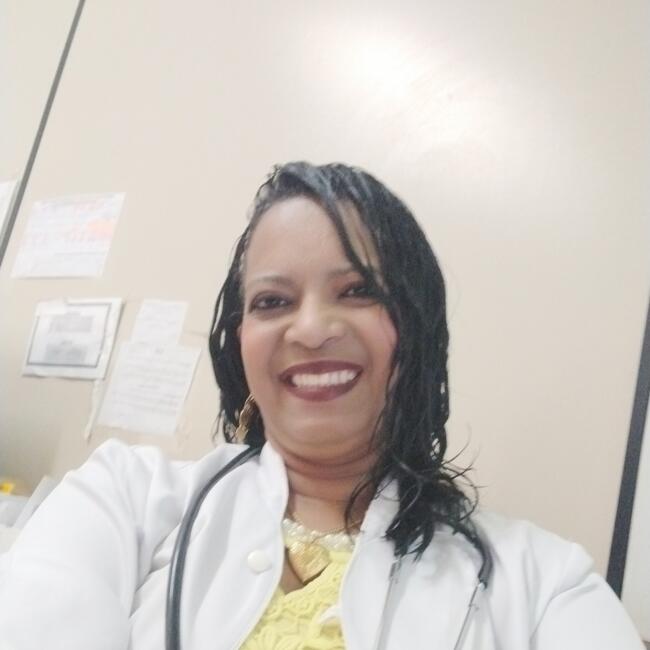 Babysitter in Londrina: Márcia Roque